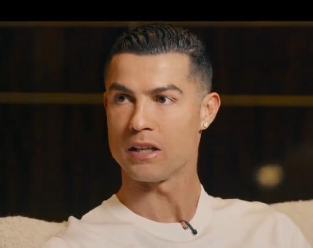 体育直播-C罗：我是历史最全面的球员，和梅西关系一直很好